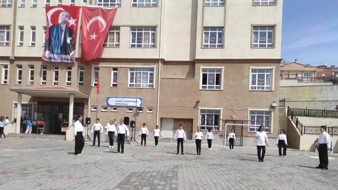 19 Mayıs Atatürk' ü Anma Gençlik ve Spor Bayramı